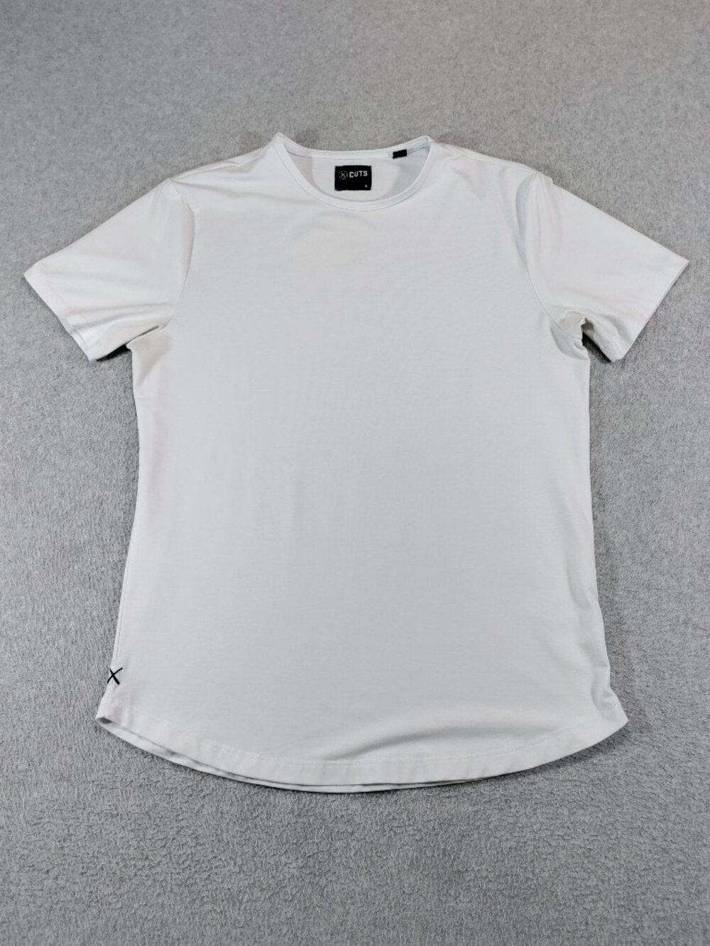 CUTS Mens M Curve-Hem Tee White PYCA Pro Stretch Shirt